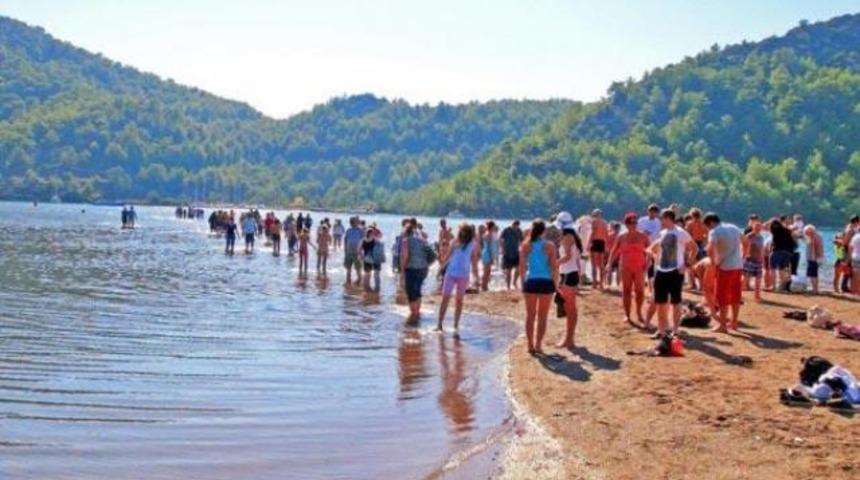 Kızkumu'na akın ettiler