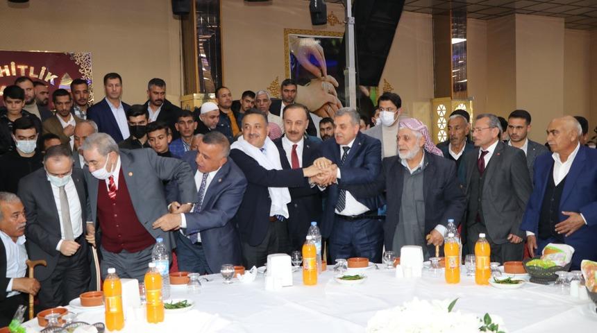 Dualar eşliğinde barıştılar! Yarım asırlık kan davası bitti