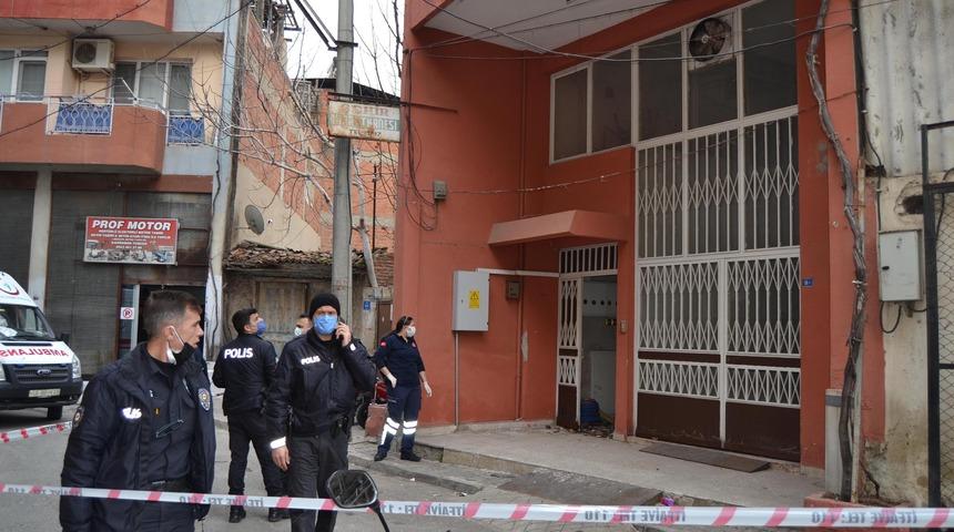 Manisa'da sır ölüm! Yaşlı çiftin cesetleri 20 gün sonra bulundu  