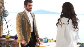 Üç Kız Kardeş'in Somer'i Berker Güven kimdir? Berker Güven nereli ve kaç yaşında? Hangi filmlerde oynadı?