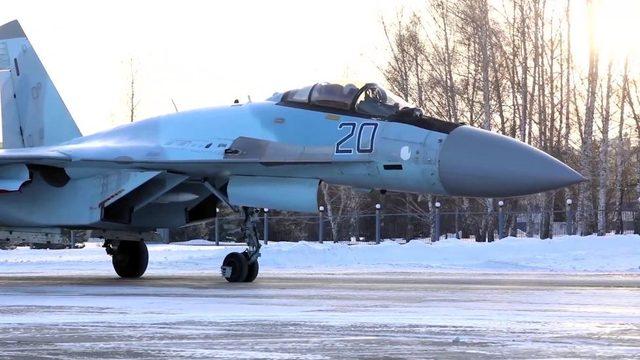 Su-35 uçağı