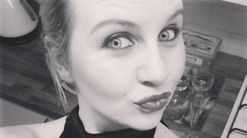 Öğrencileri ile cinsel ilişkiye girmiş