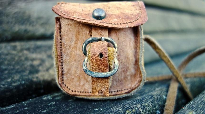 K&uuml;flerle başınız dertteyse doğru yerdesiniz! Deri eşyalarınızı k&uuml;flerden temizlemenin yolları karşınızda...