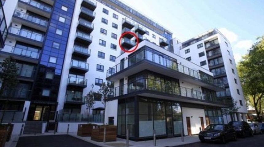 Liseli gençler balkonda seks yaparken düştü!