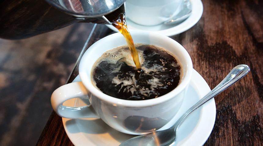 Yemekten sonra kahve içenler dikkat! Zararı çok büyük