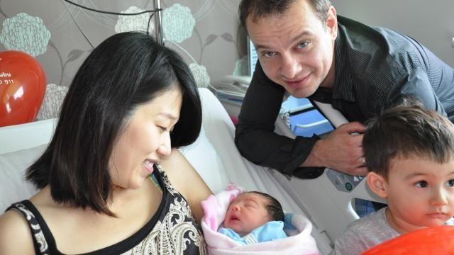 Uçakta sancısı tuttu İstanbul'da doğurdu