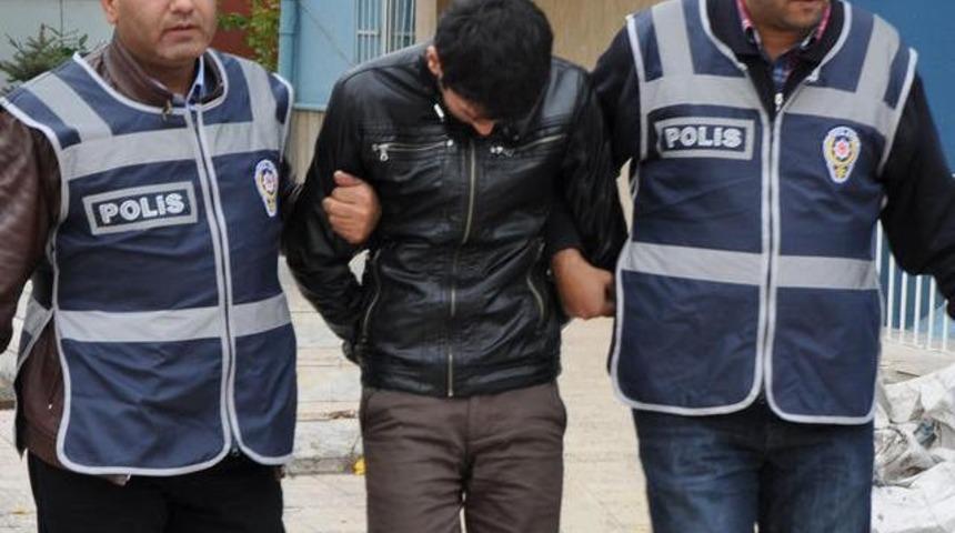 Borç yüzünden sevgilisini öldürdü