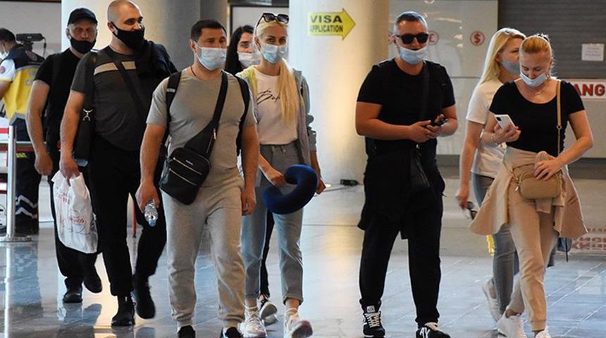 Romanya'dan dikkat çeken 'savaş' çıkışı: 500 binden fazla Ukraynalı mülteci alabiliriz