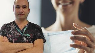 Maske zorunluluğunun kalkacağı tarihi açıkladı! Pandeminin artık sonuna geldik