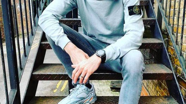 Arkadaşları cinsel organının büyüklüğü karşısında şaşırınca yetişkin film yıldızı olmaya karar verdi