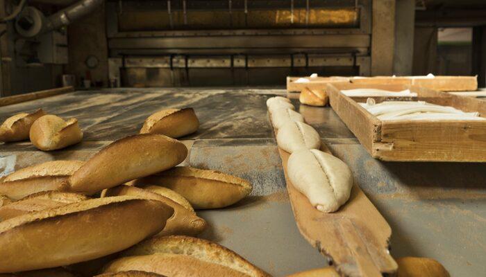 Son dakika: Ekmek fiyatlarına yeni zam mı geliyor? ‘5 lira olacak’ iddiası geldi…
