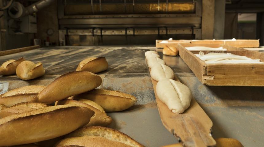 Son dakika: Ekmek fiyatlarına yeni zam mı geliyor? ‘5 lira olacak’ iddiası geldi…