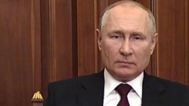 Ukrayna krizi: Putin, ABD'nin uyarısından sonra ulusa sesleniş konuşmasında 'Güvenlikten taviz verilemez' dedi