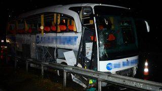 Elmadağ'da zincirleme kaza: 30 yaralı