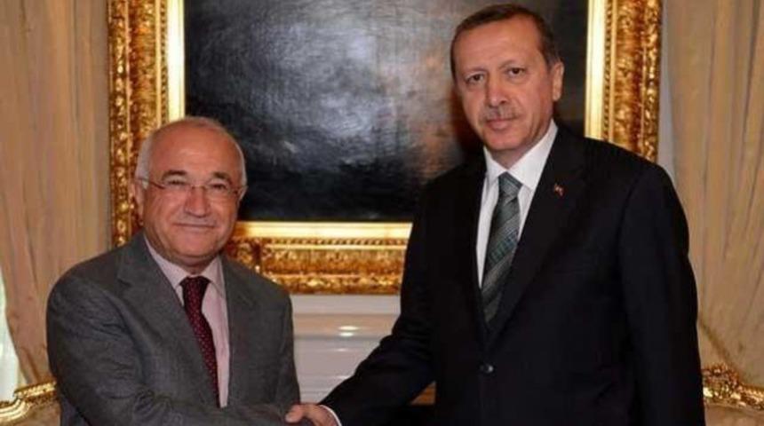 &Ccedil;i&ccedil;ek, yeni Anayasaya'ya 'devam' dedi