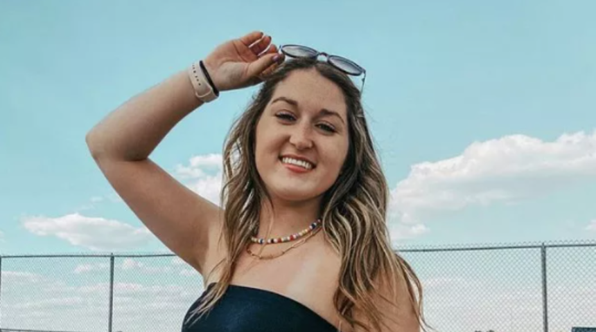 Eski sevgilisinin ayrıldıktan sonra kız kardeşiyle beraber olduğunu öğrendi! Sosyal medyadan anlattı