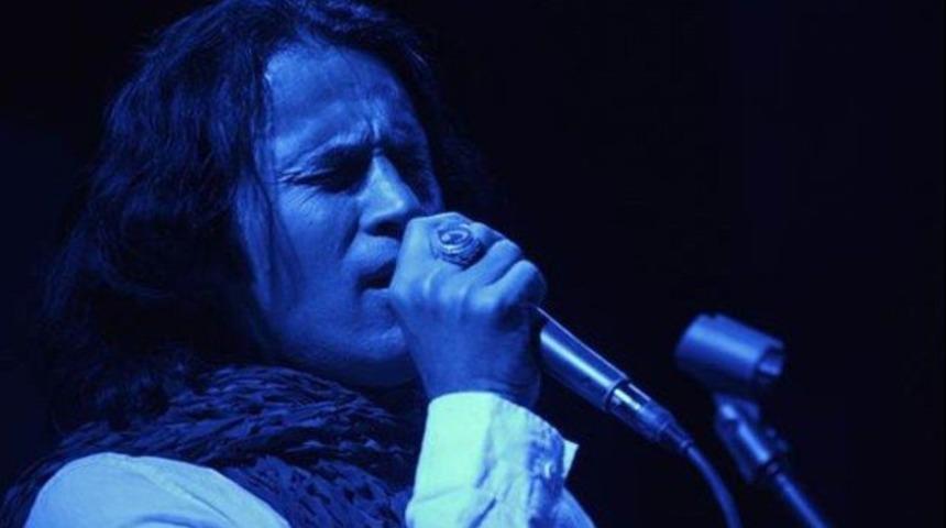 Rock&ccedil;ı imam New York'ta konser verdi