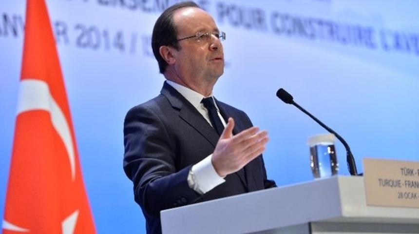Hollande&rsquo;dan ilgin&ccedil; '1915 mesajı' &ccedil;ıkışı