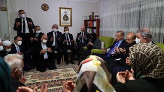 Cumhurbaşkanı Erdoğan'dan Senegal'de şehit olan Özel Harekat Şube Müdürü Hayrettin Eren'in ailesine taziye ziyareti