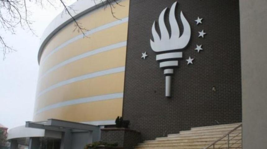 Bakan oğluna fakirlik bursu iddiası