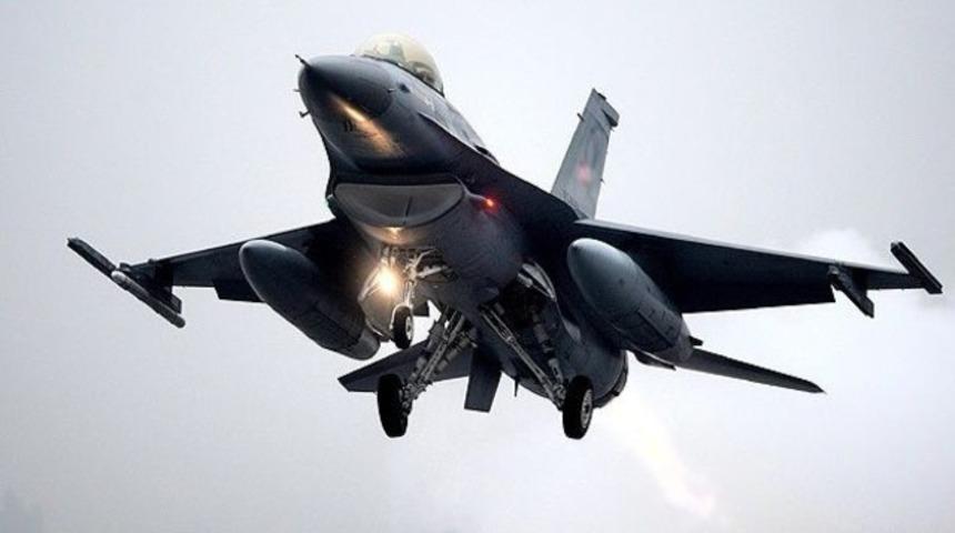 Kassam Tugayları İsrail savaş u&ccedil;ağı vurdu