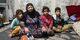 Suriyeli kadın 4 torununa hem annelik hem babalık yapıyor