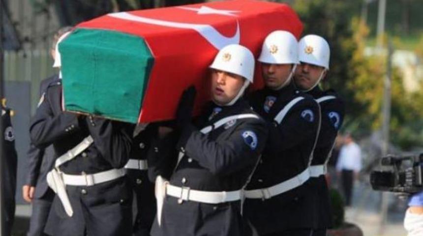 &Ouml;zal'ın mezarı nasıl a&ccedil;ıldı?