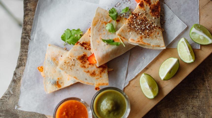 Yumuşaklığıyla dillere destan sarımsaklı Hint ekmeği tarifi