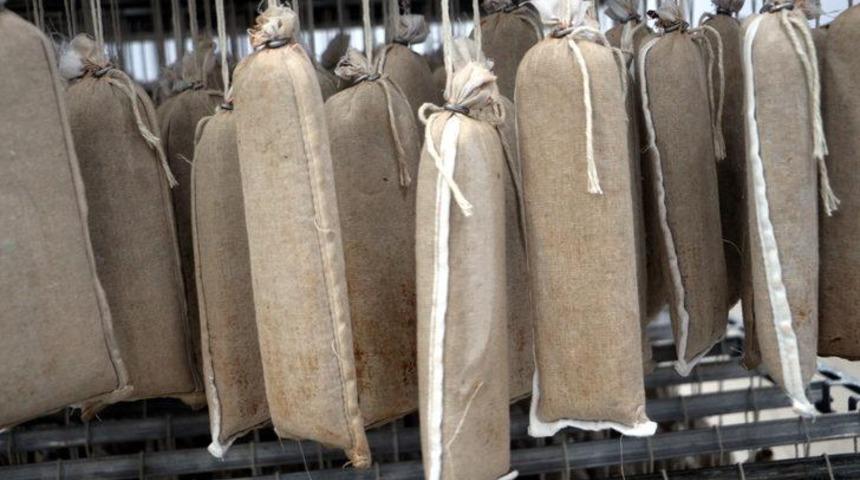 Yapımıyla ve tadıyla Tokat'tan çok özel bir lezzet: Bezde Tokat sucuğu tarifi