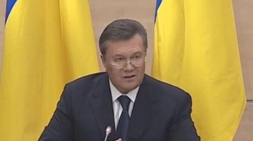 Yanukovi&ccedil; Rusya'da basın toplantısı yaptı