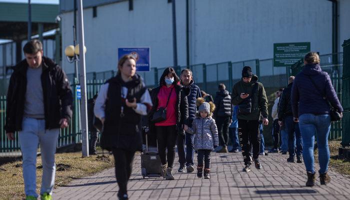 Avrupa'da 'Ukraynalı mülteci' hazırlığı! Polonya'da kabul noktaları oluşturulmaya başlandı