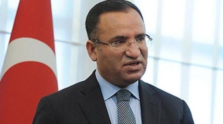 Adalet Bakanı Bekir Bozdağ: 'MİT'in karıştırılması iftira!'