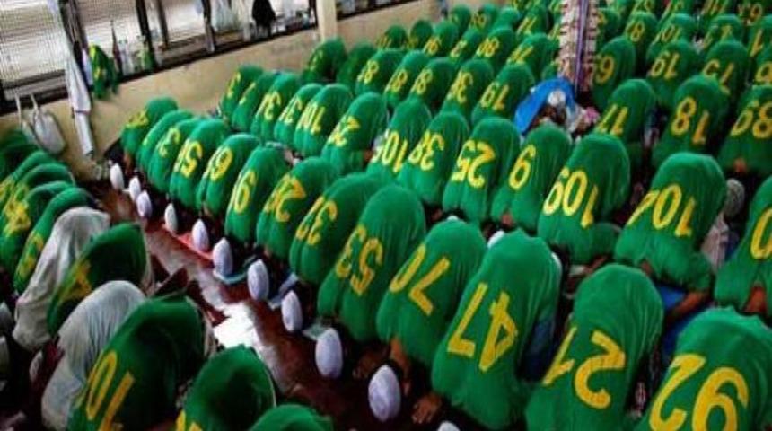 Büyük ayıp teravih namazında ortaya çıktı!