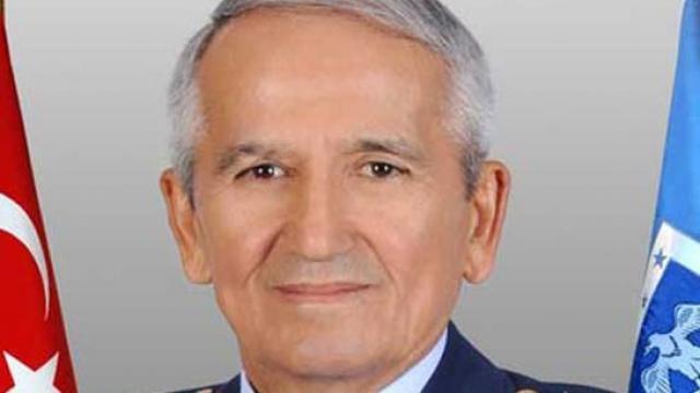 Komutanın başına talih kuşu kondu!