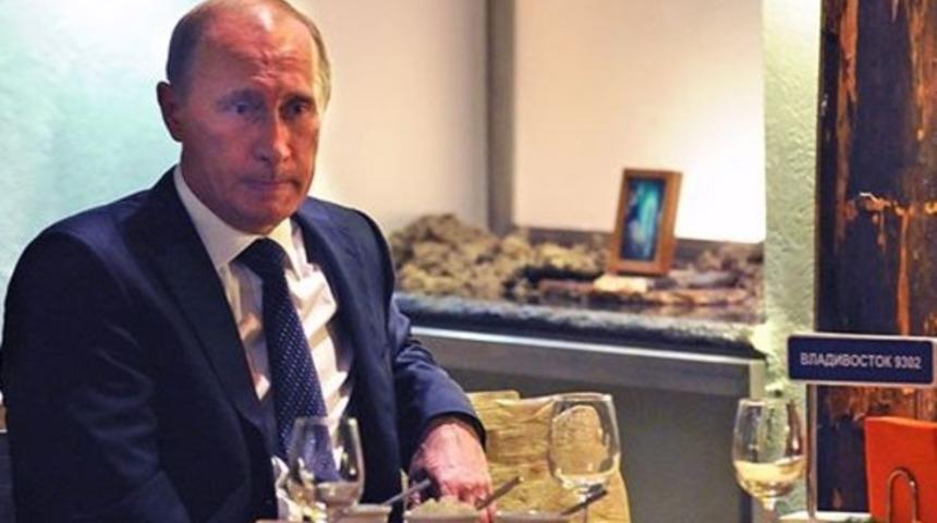 Putin çeşnicibaşı tuttu