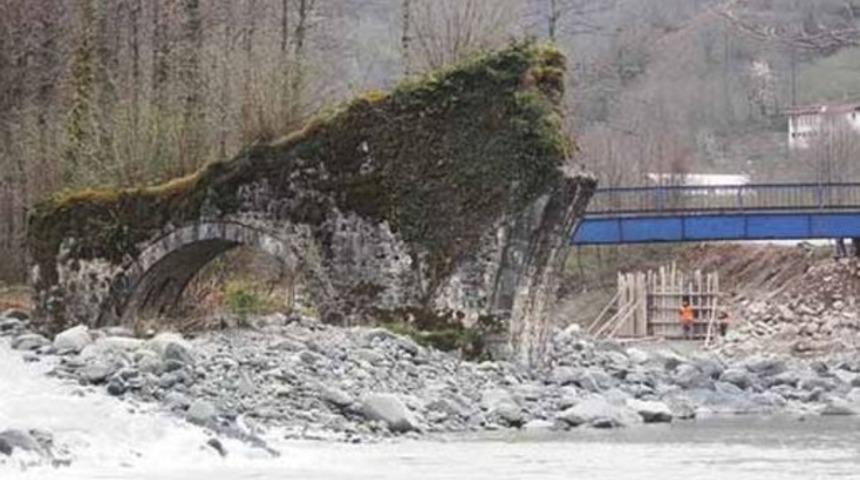 Yatağını da HES'e kaptırdı