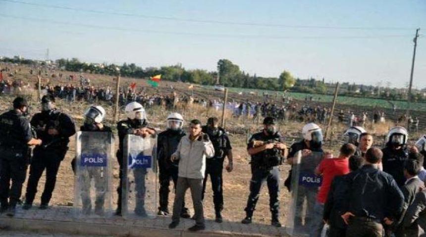 Suriye sınırında polis m&uuml;dahalesi