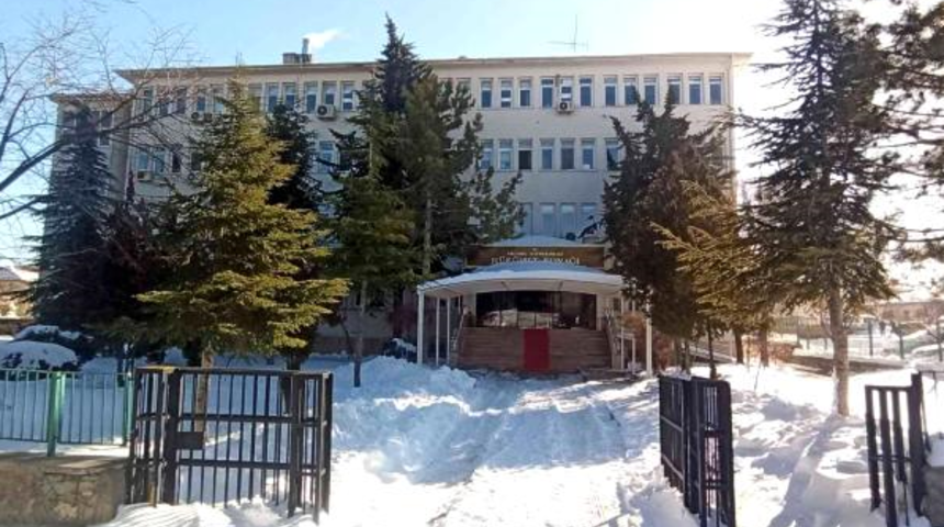 Aile intihar demişti! 14 yaşındaki Elif'i kardeşi öldürmüş