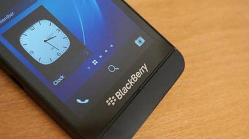 Lenovo'dan BlackBerry atağı