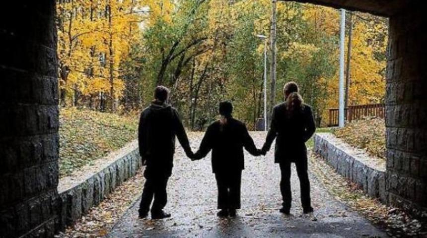 2+1 kocalı kadın g&uuml;ndemi sarstı!