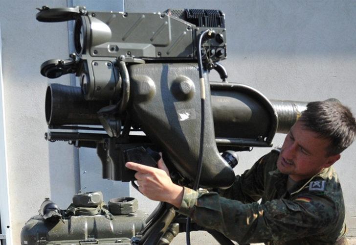 Almanya'dan silah yardımı! "Ukrayna'ya 1000 tanksavar ve 500 uçaksavar füze  göndereceğiz" - Dünya Haberleri
