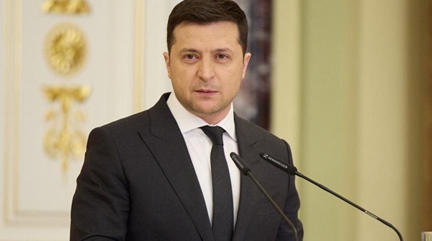 Son dakika! Zelenski, Cumhurbaşkanı Erdoğan ve Aliyev'in m&uuml;zakere organize etmeyi &ouml;nerdiğini duyurdu