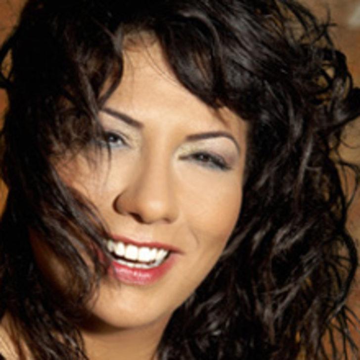 Işın Karaca Doğum Yaptı