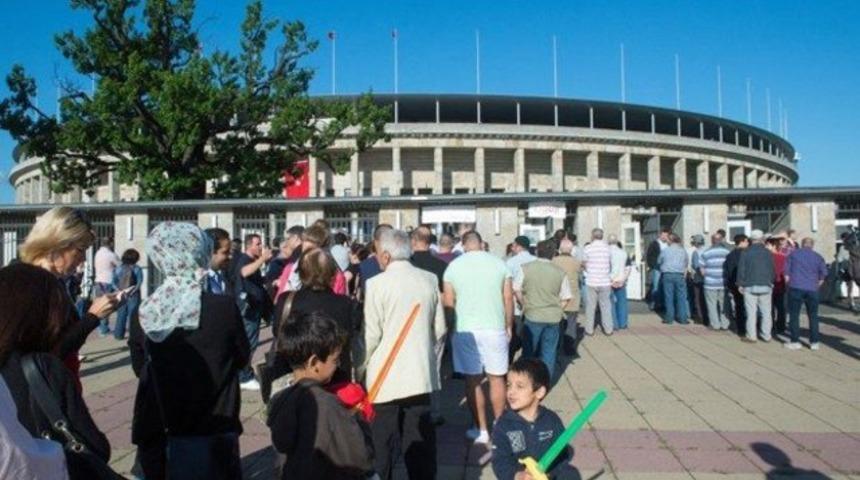 Türkiye'deki cumhurbaşkanlığı seçimi için yurt dışında oy verme işlemi başladı