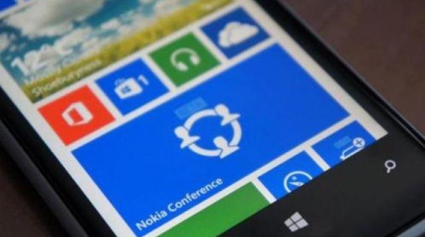 İşte Nokia'nın dev telefonu!