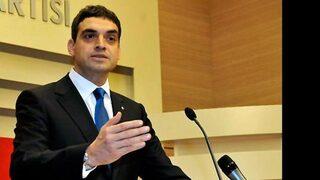 Umut Oran'dan Bülent Arınç'a: @fuatavni siz misiniz?