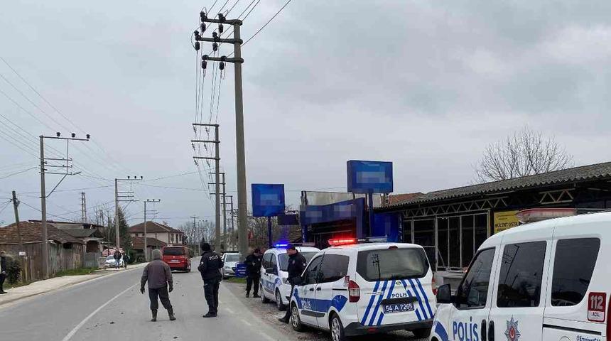 Dolmuş beklerken kurşunların hedefi oldu