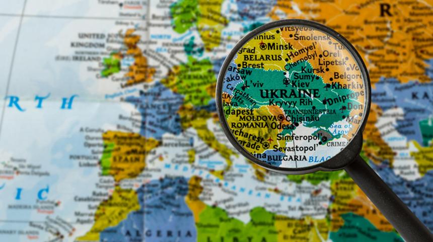 Ukrayna tarihinin en büyük sınavını veriyor! Avrupa'dan destek, Doğu'dan Ruslar geliyor