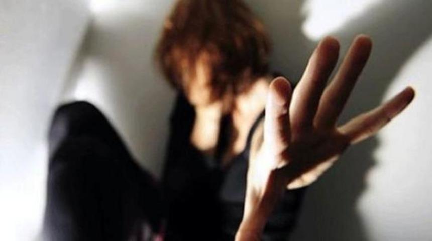 Tecav&uuml;z mağduru kıza muayene işkencesi