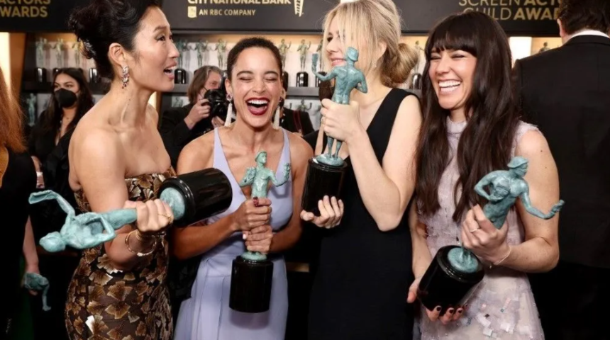 2022 Oyuncular Birliği (SAG) Ödülleri sahiplerini buldu! Törene Ukrayna mesajı damga vurdu